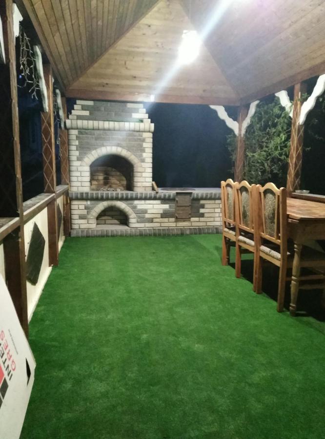 Золото Карпат Yaremche Exterior foto