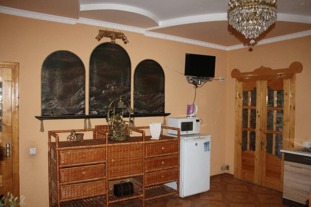 Золото Карпат Yaremche Exterior foto